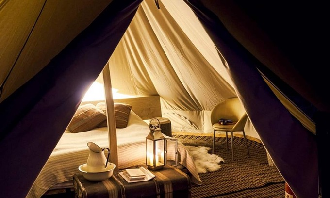 Yaque Arriba RV Rental | Romantic Glamping Getaway on the Lake with Spa & Pool