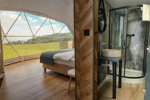 Kamenec pod Vtacnikom Other | Guest Rated 10/10: Glamping Resort with Hot Tub & Fireplace