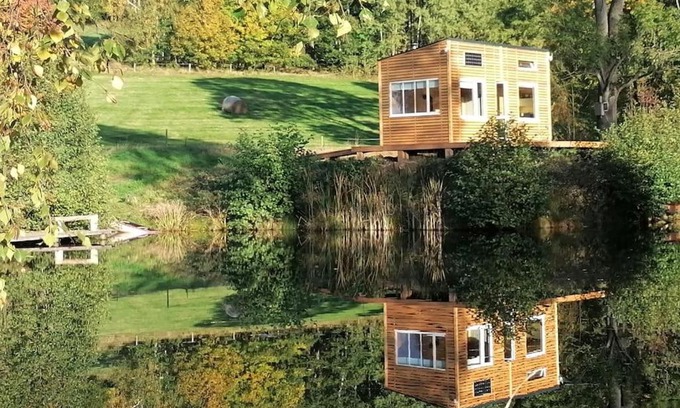 Mikulasovice Apartment | Pet-Friendly Glamping Sever with Pool and Hot Tub Access