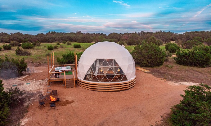 Oatmeal Resort | Reconnect with Nature at Glamping @ The Refuge - 10/10 Rating!