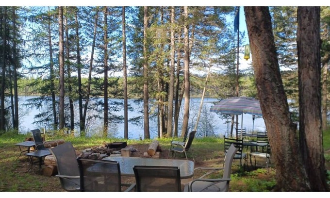 Olney RV Rental | Unique Glamping Experience with Pool & Lake Views