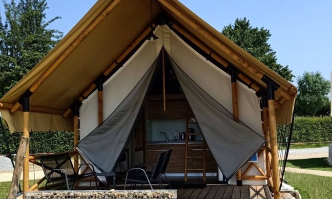 Houthem House | Experience Glampingtent Papilio 4 with Pool & Spa Access