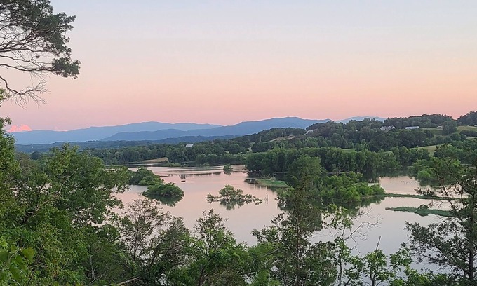 Morristown Cabin | Scenic GlampVentures Bunkhouse with River & Mountain Views