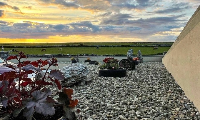 Doolin Bed & Breakfast | Exceptional Glasha Meadows - Family-Friendly with Breakfast