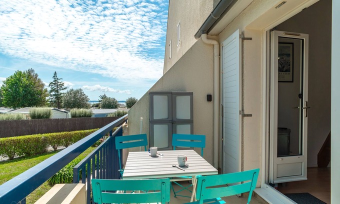 Saint-Nic Apartment | Glazik - Cozy Apartment Just 5 Minutes from the Beach