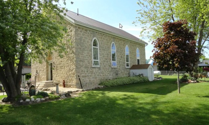 Campbellsport House | Top-Rated Gleason's Chouse: Family-Friendly with Kitchen