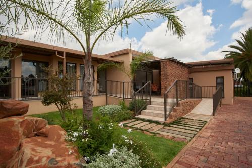 Garsfontein House | Comfortable Glen Marion Guest House with Ocean Views & Pool
