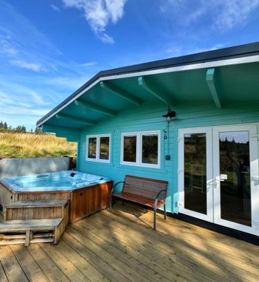 Glenariff Ski Chalet | Glenariff Forest Pine Cabin: Guest Rated 9.8 with Hot Tub