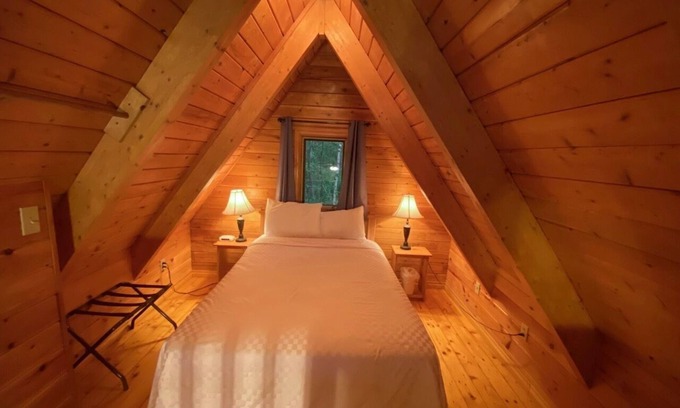 Glenville Hotel | Experience Glenora Inn & Distillery: A 4-Star Retreat