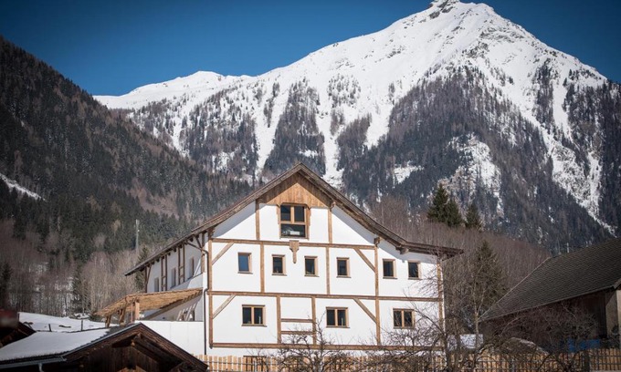 Flattach Apartment | Unforgettable Gletscher Appartements: Top Rated & Pet Friendly