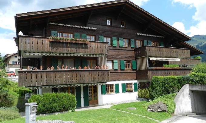 Zweisimmen Apartment | Gletscherhorn II (Tapia) with Spa & Family-Friendly Amenities