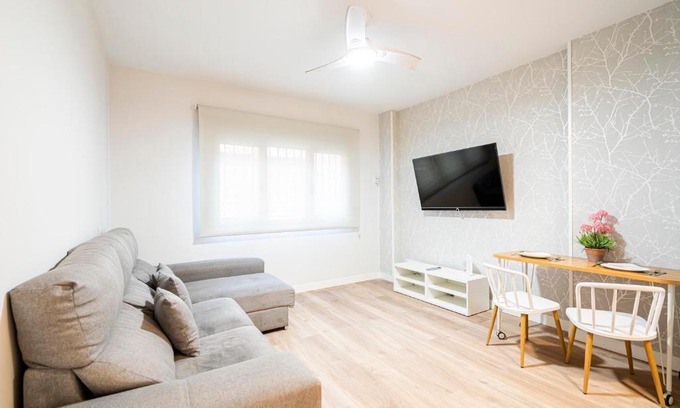 San Diego Apartment | Family-Friendly Getaway at Global Home-Pico Cebollera