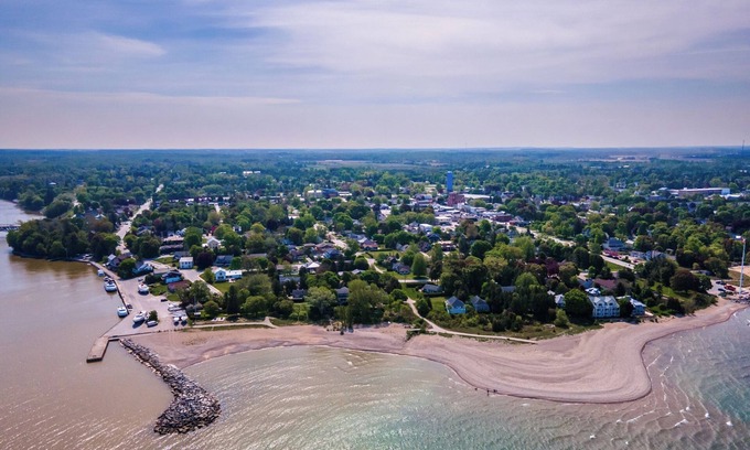 Port Elgin Apartment | GLOBALSTAY 4Bd Basement Port Elgin Beach