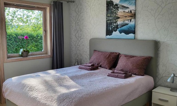 Kongsvinger House | Welcoming Glomma House: Child-Friendly Retreat with Top Reviews