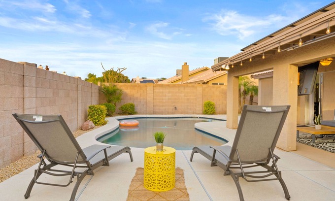 Deer Valley House | Delightful Glendale Retreat with Heated Pool & BBQ Area