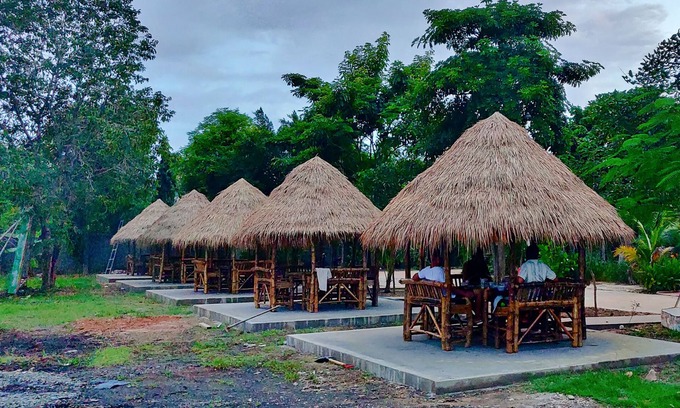 Stueng Saen Hotel | Relaxing Glorious Hotel & Spa: 4-Star Retreat with Pool
