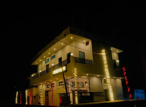 Varanasi House | GLORY RESIDENCY & cafe