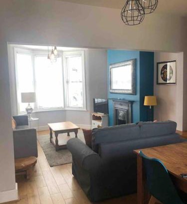 Horfield House | Trendy House Steps from Gloucester Rd - Rated 9.3/10!