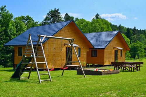 Solina House | Explore GOŁOSANKA - Family-Friendly Cabins by the Stream