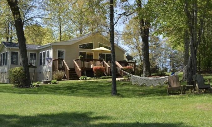 Mineral House | Discover Lakefront Bliss at GO JUMP IN THE LAKE Home!