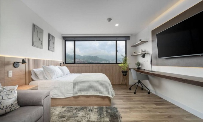 Guayabal Apartment | Inviting Loft with Kitchenette & AC for Remote Work