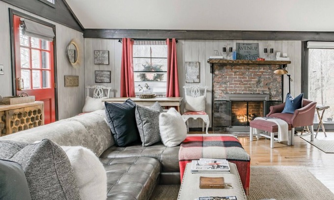 Foscoe Cabin | Experience Boone's Wine Tour from a Renovated Private Oasis