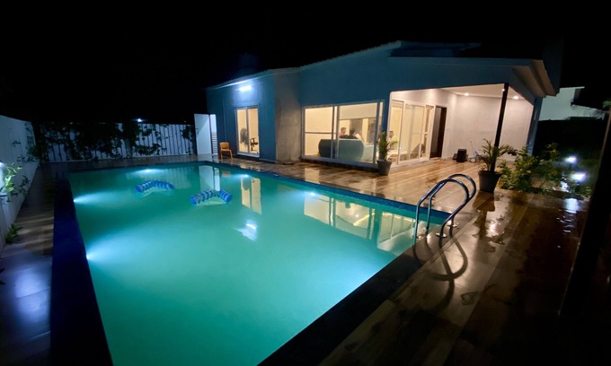 Noida Resort | Relaxing Getaway at GoBravo Farm - 2BHK Villa with Pool
