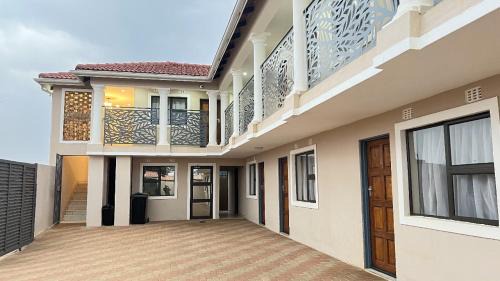 Vosloorus House | Comfortable Godide Guesthouse: Family-Friendly Retreat