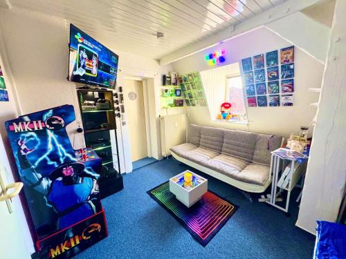 Innenstadt Apartment | Discover Goethes Haus: Pet-Friendly with Breakfast Included