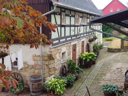 Kurort Gohrisch House | Experience Gohrischer Hof Anno 1798 – Guest Rated: 10/10