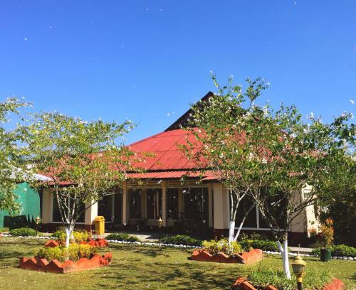 Golaghat Hotel | Inviting Stay at Golaghat Gymkhana with Pool & Breakfast