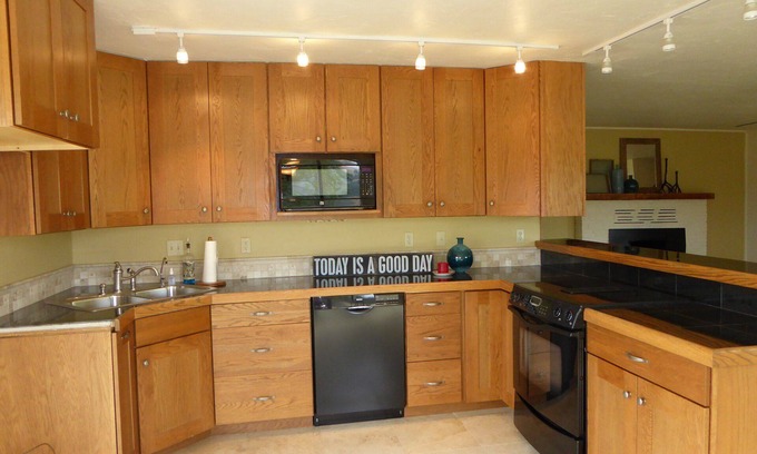 Gold Beach House | Relaxing Gold Beach Getaway with Family-Friendly Amenities