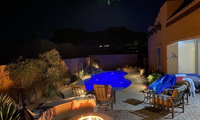 Gold Canyon House | Gold Canyon Retreat with Private Pool & Putting Green