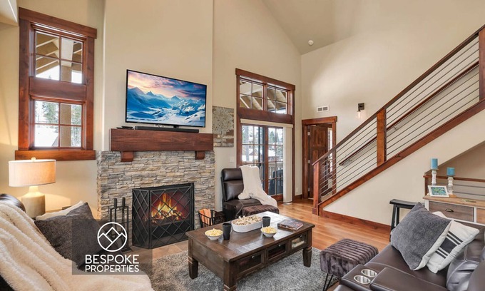 Tamarack Resort House | Cozy Gold Crest Tamarack Resort: Ski In/Out with Hot Tub