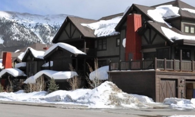Copper Mountain Village Condo | Guest Rated 10/10: Gold Rated Condo at Copper Mountain