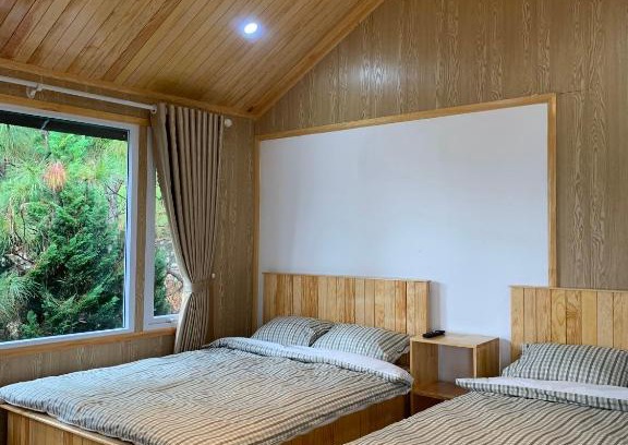 Da Lat House | Pet-Friendly Gold&Ruby House: Rated 8/10 for Family Fun