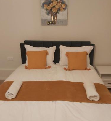 Tirgu Mures Apartment | Top-Rated Gold Studio: Perfect for Families & Relaxation