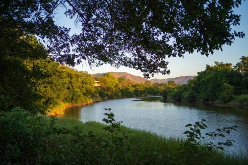 Paud Resort | Discover Golden Fields Resort: Oceanfront Bliss Awaits