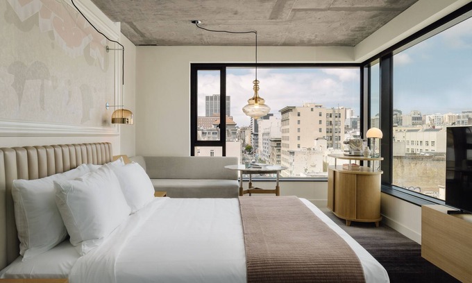 Civic Center House | Golden Gate Getaway: Central Location & Pet-Friendly Stays