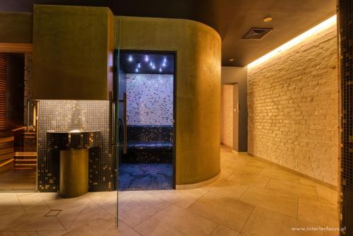Inowroclaw Hotel | Relax at Golden Hotel & SPA: 4-Star Retreat with Spa Access