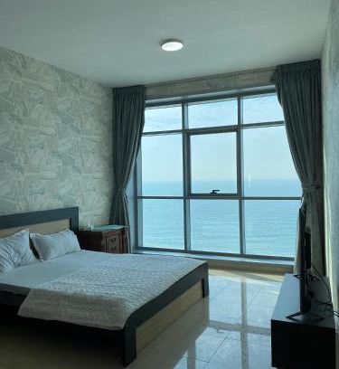 Rumailah Apartment | Beach View Holiday Homes with Pool and Oceanfront Access