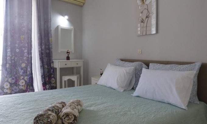 Moraitika Apartment | Family-Friendly Golden Keys Apartment on the Ground Floor