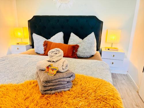 Weissensee Apartment | Budget-Friendly Golden Loft Berlin: Family-Friendly Escape