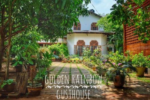 Dambulla Bed & Breakfast | Unforgettable Stay at Golden Rainbow Guest House