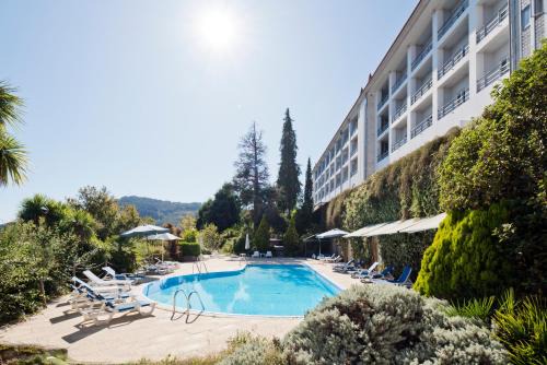 Caramulo Hotel | Relaxing Oceanfront Retreat at Golden Tulip Caramulo Hotel