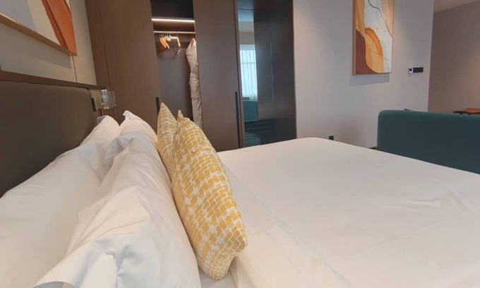 Bandalungwa Hotel | Golden Tulip Kin-Oasis Kinshasa