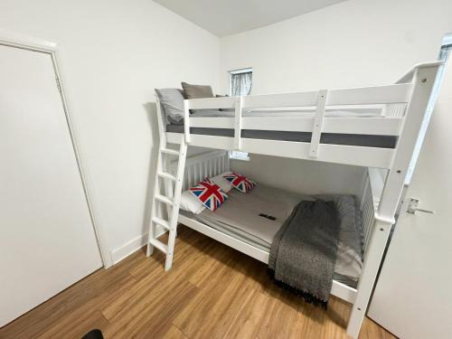 Golders Green Apartment | Golders Green Studio