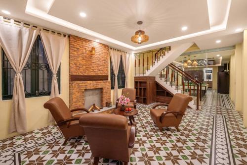 An Hai Đong Villa | Goldland villa - 4BR 5BTH sauna & jacuzzi, billiard 5' My Khe beach