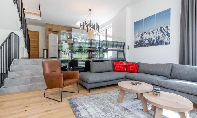 Sankt Lorenzen ob Murau House | Goldstern: Family-Friendly Escape with Spa Bliss