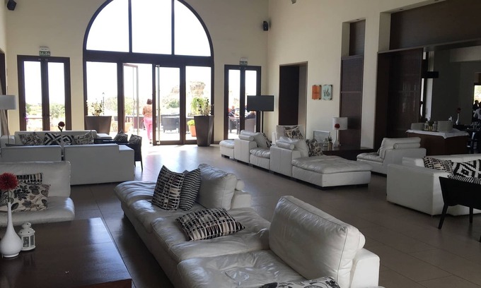 Banos y Mendigo Apartment | Relaxing Golf Apartment with Pool and Serene Atmosphere